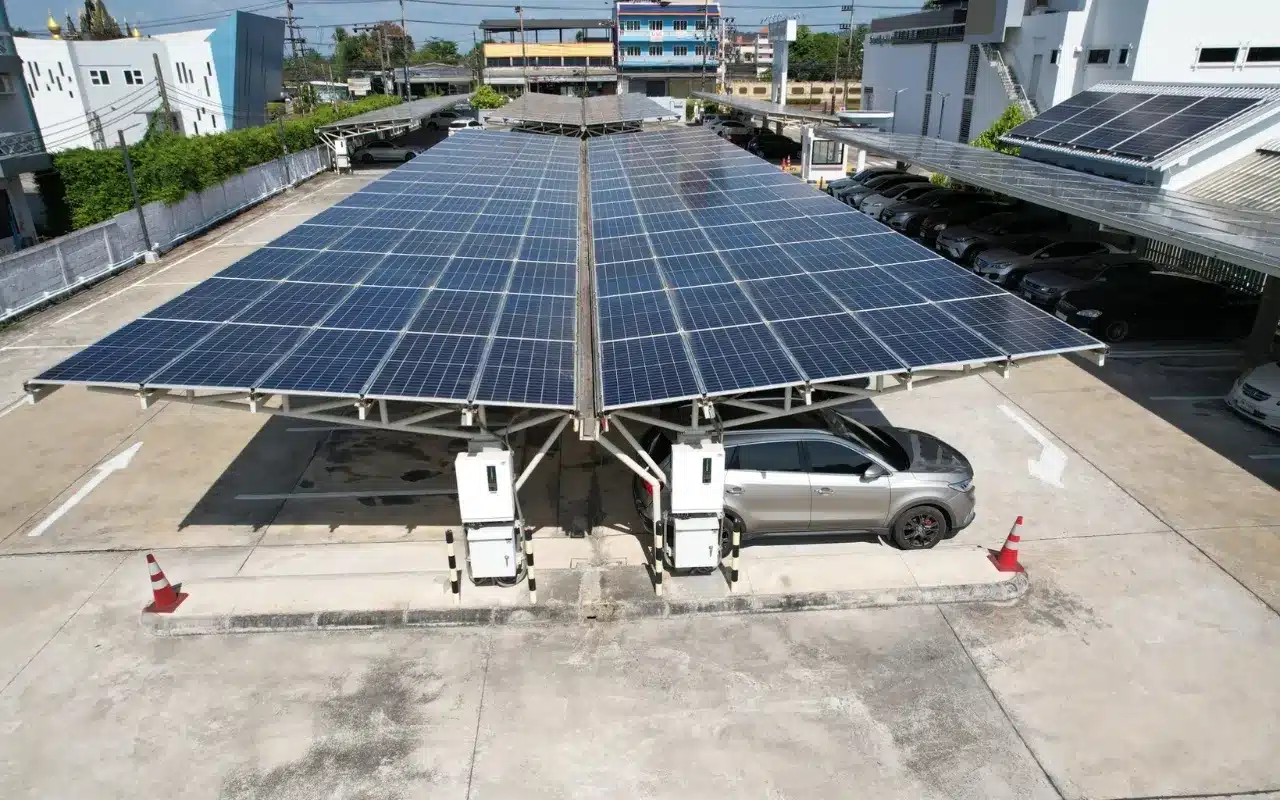 ผลงานโรงจอดรถโซลาร์เซลล์จาก KG Solar